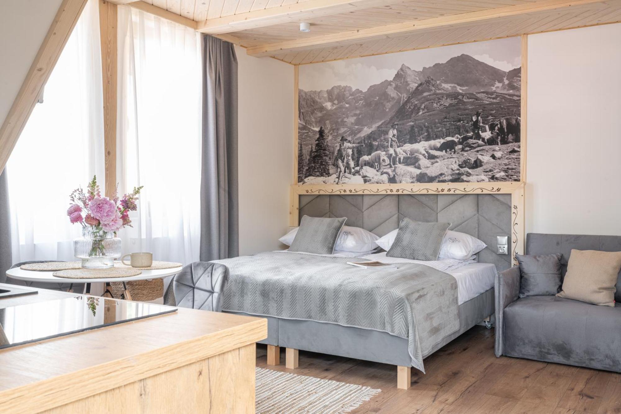 Studio Apartment